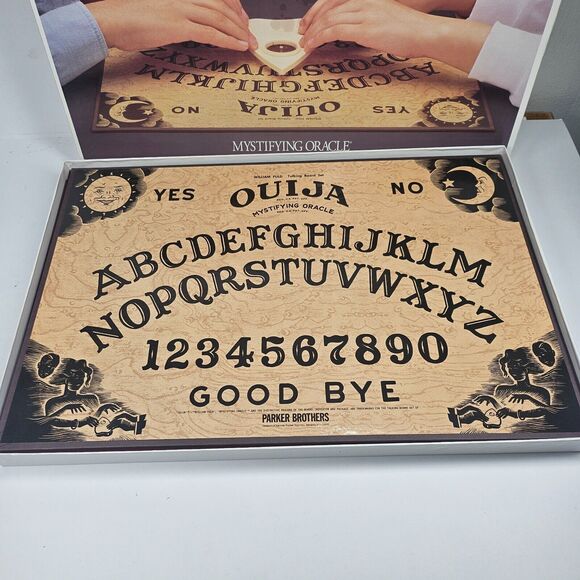 Ouija Board Parker Brothers 1992 Mystifying Oracle Vintage - Picture 8 of 10